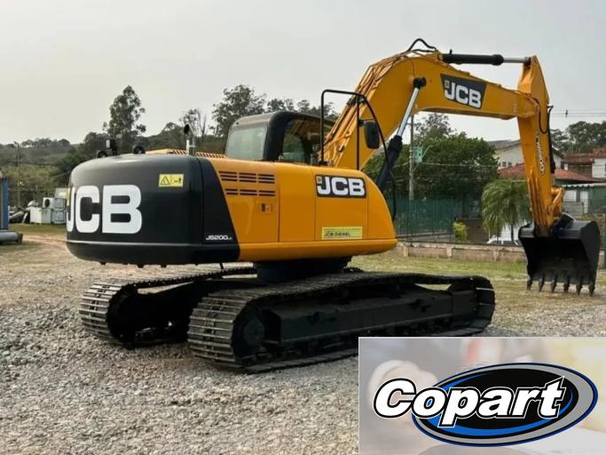 ESCAVADEIRA HIDRÁULICA JCB JS 200 LC 2015