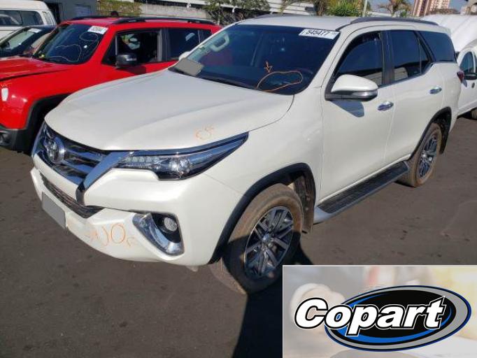 TOYOTA HILUX SW4 16/16