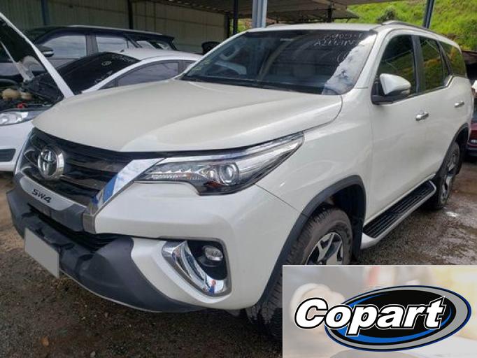 TOYOTA HILUX SW4 19/19